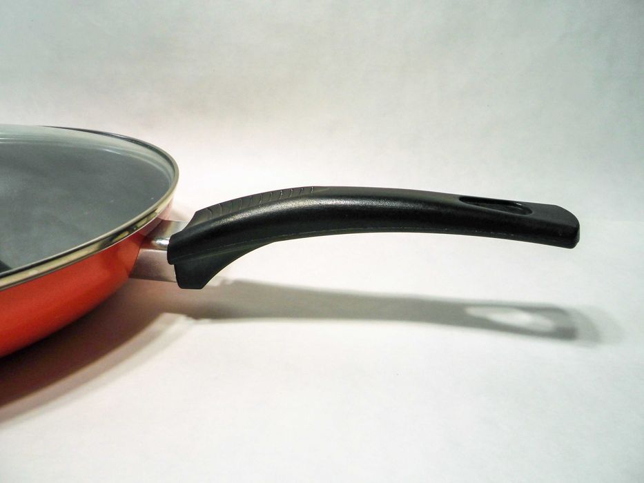 Сковорода с крышкой Vincent 26 см.