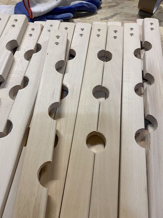 Elementy drewniane  bukowe, listwy , klocki itp