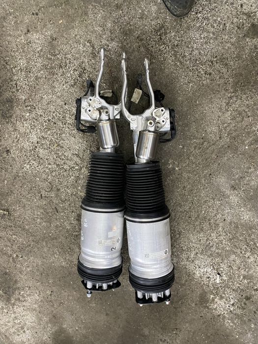 Амортизатор, стійка Rivian R1T R1S