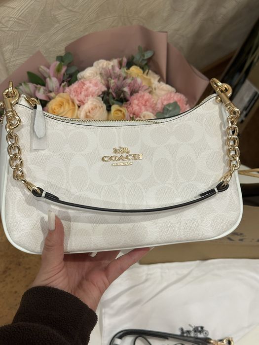Сумка Coach Teri Shoulder Bag in Signature Canvas