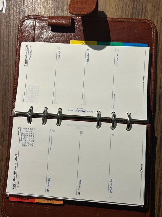Agenda Filofax em pele como nova, 10€