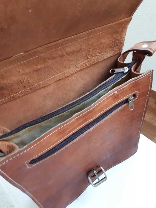 Mala castanha de cabedal unissexo