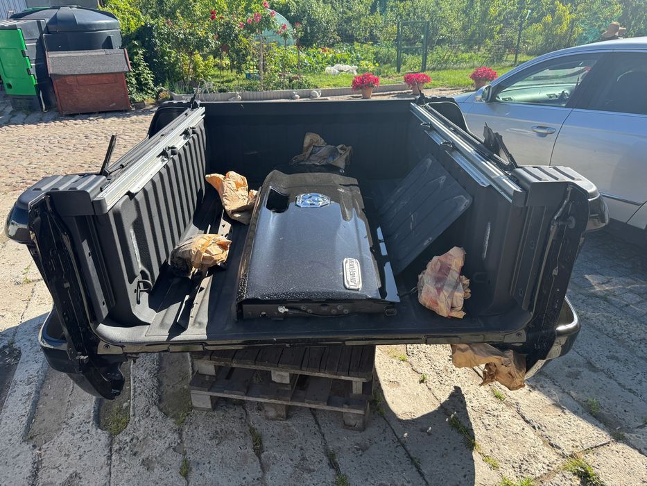 dodge ram 1500 limited longhorn 2024 zabudowa kompletna idealna