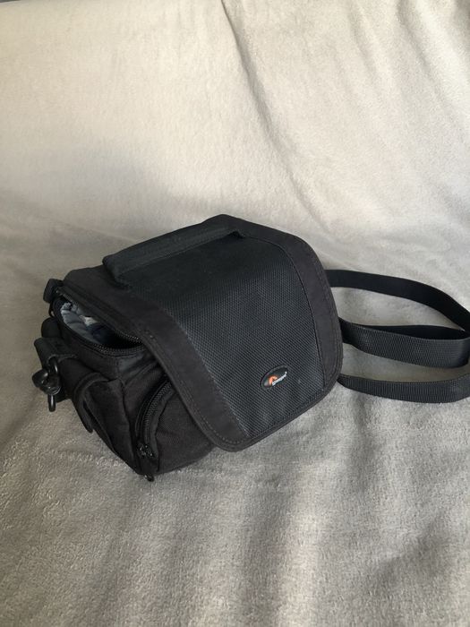 Цифровий фотоапарат Nikon Coolpix P610 (Суперзум 60x, Wi-Fi, GPS).