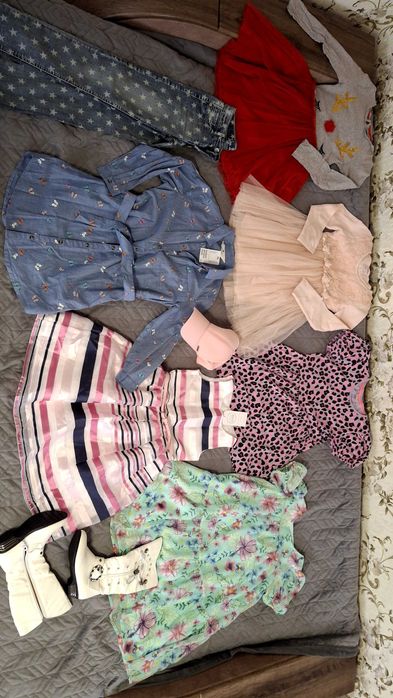 Лот 122 128 дівчинку пакет речей весна 6 7 8 р черевики 32 вещи сукні