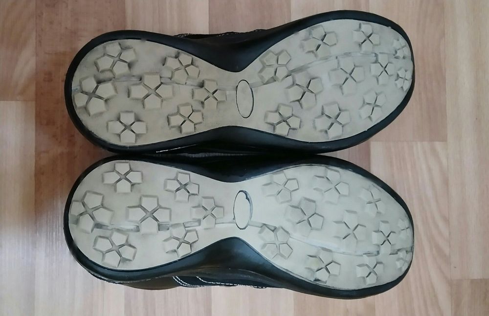 Кроссовки кожа 38р Walker новые