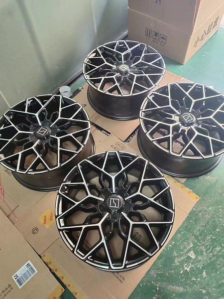 Литі диски Zeekr