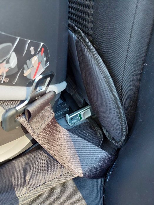 Fotelik Cybex Solution S2 I-Fix 100-150 cm (2 sztuki), cena za sztukę