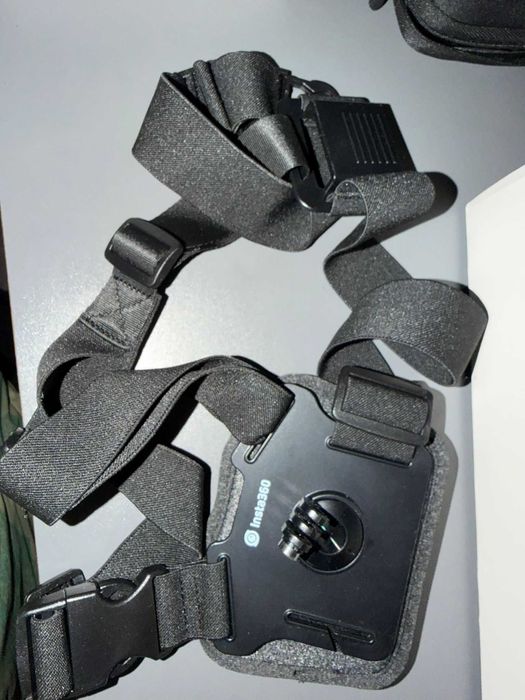 Insta360 X4 + akcesoria + karta 128GB – jak nowa
