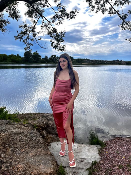 Сукні по 250 грн