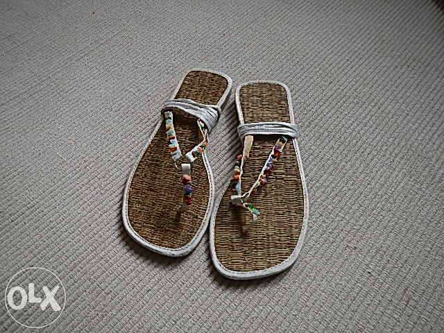 letnie sandały japonki. Rozmiar 40, długość wkładki 25,5 cm