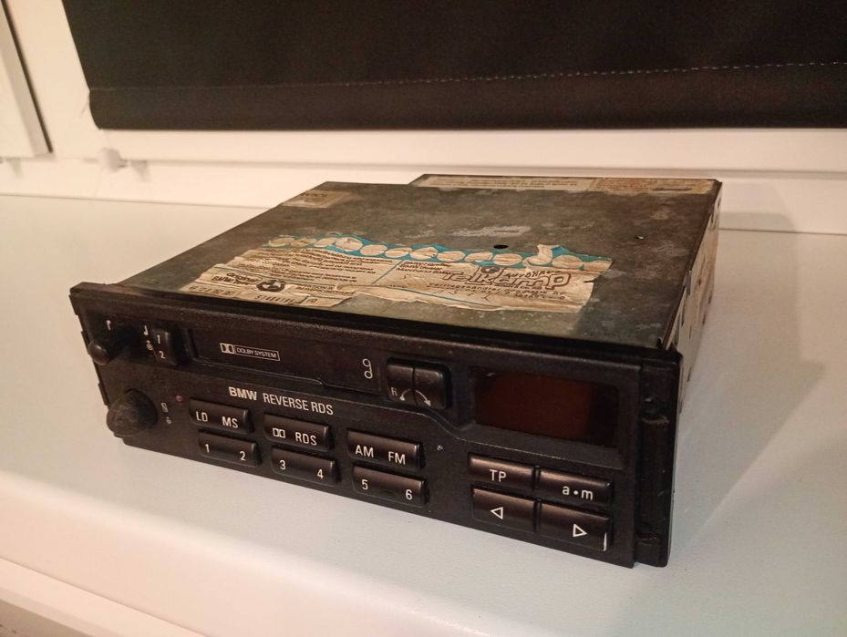 Radio na kasety BMW Reverse RDS ORI BMW E36 Z3 E34 E32 E31 E30 E28 E24