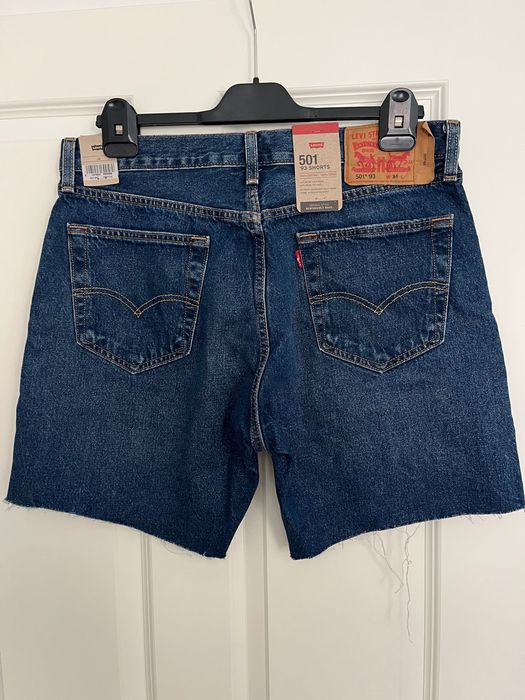Продаю абсолютно новые мужские шорты Levi's 501 (оригинал).