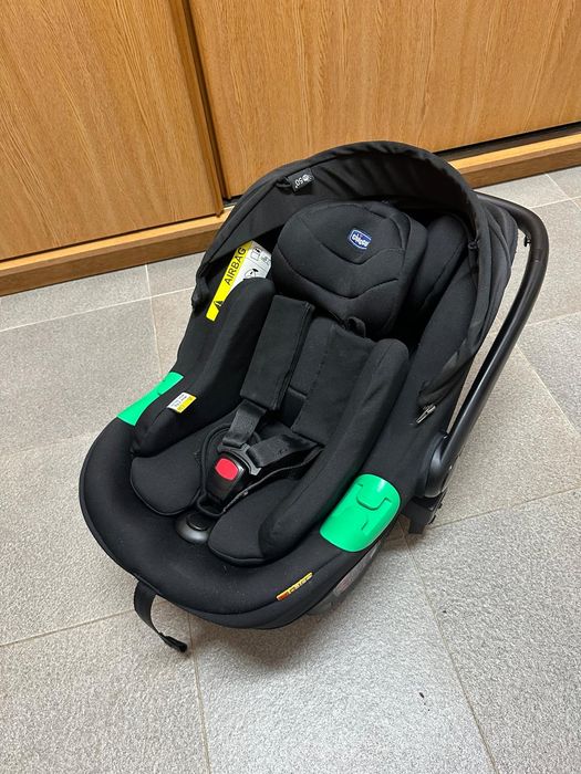 Chicco Kiros + Base ISOFIX + Acessórios – Excelente estado
