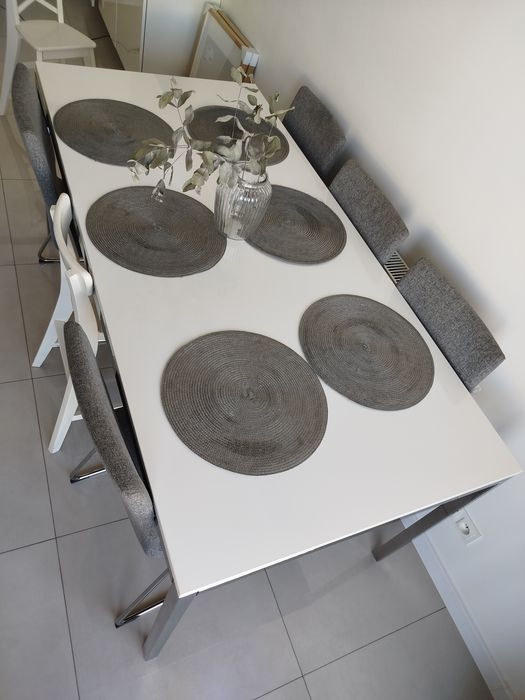 Stół z 6 krzesłami Ikea