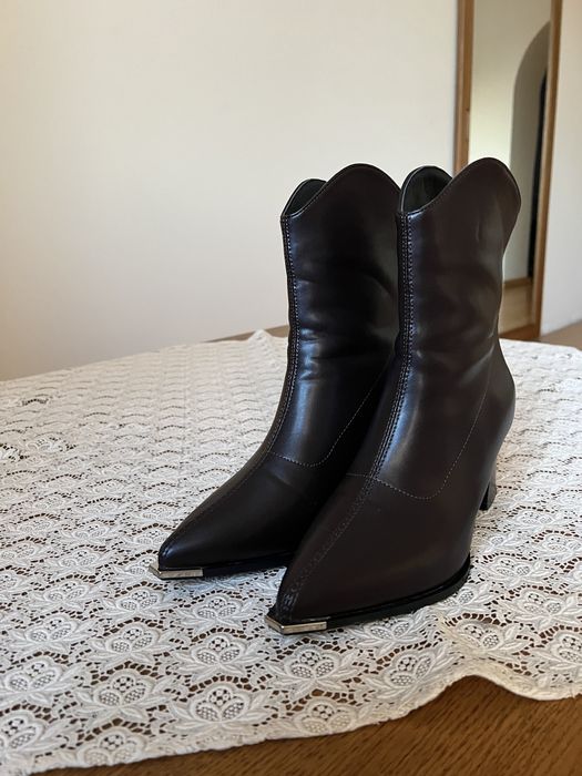 Ковбойки на каблуку