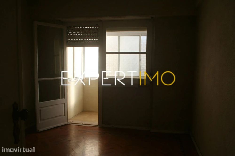 Apartamento T1 para remodelar