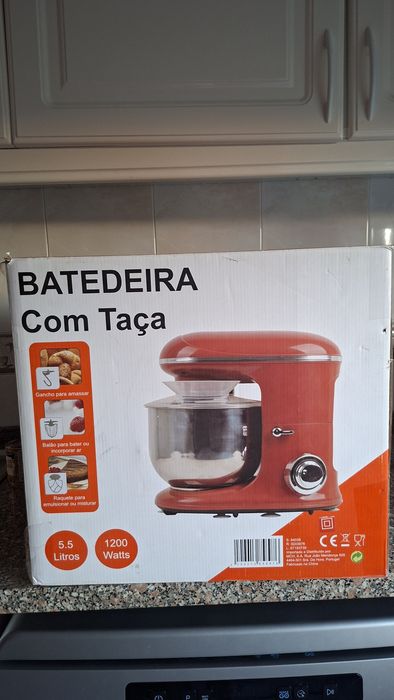 Batedeira Com taça