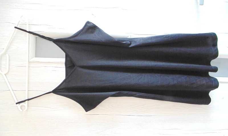 Primark czarna gładka halka na wąskich ramiączkach L/XL