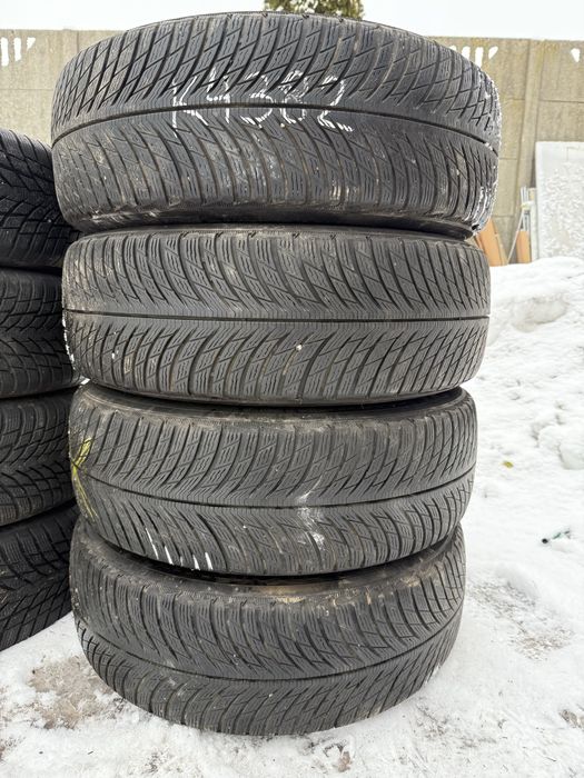 Komplet kół zimowych 5x108 Ford Volvo 225/60/18 Michelin