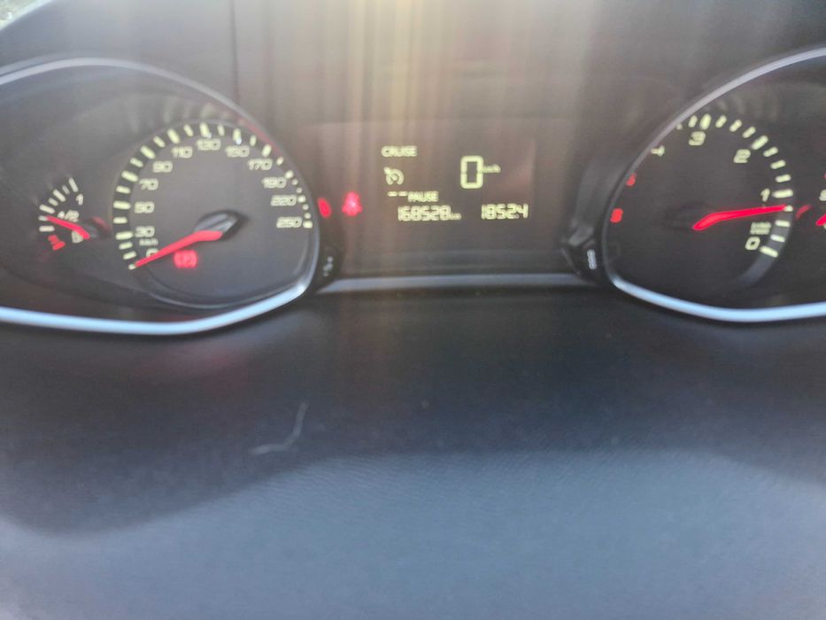 Peugeot 308 2014 1.6hdi