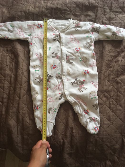 Kombinezon/ pajac ciepły z motywem świątecznym rozmiar 62