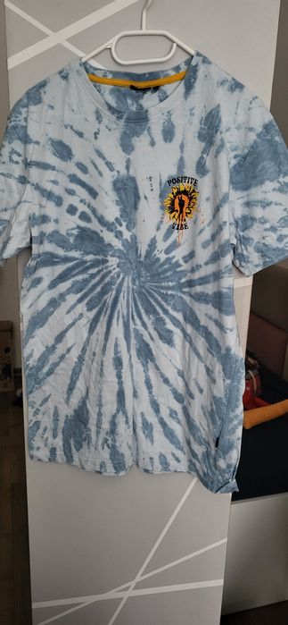 T-shirt młodzieżowy