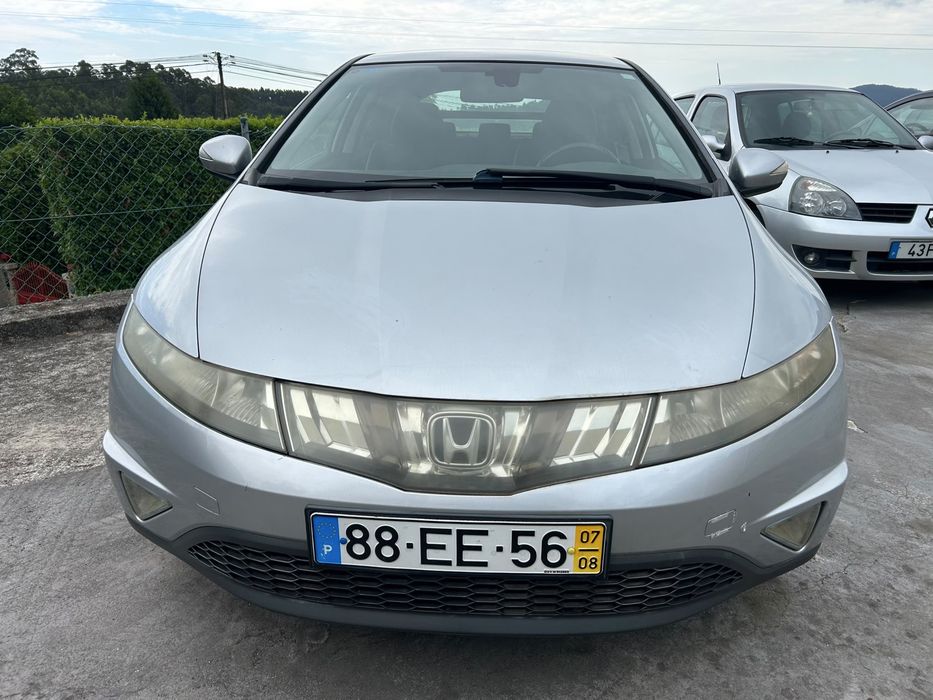 Honda Civic 2007 - 1.3 Gasolina foto 2