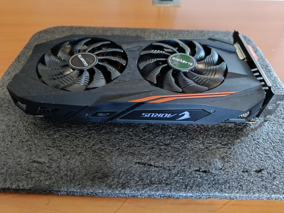 AORUS Radeon RX580 8G