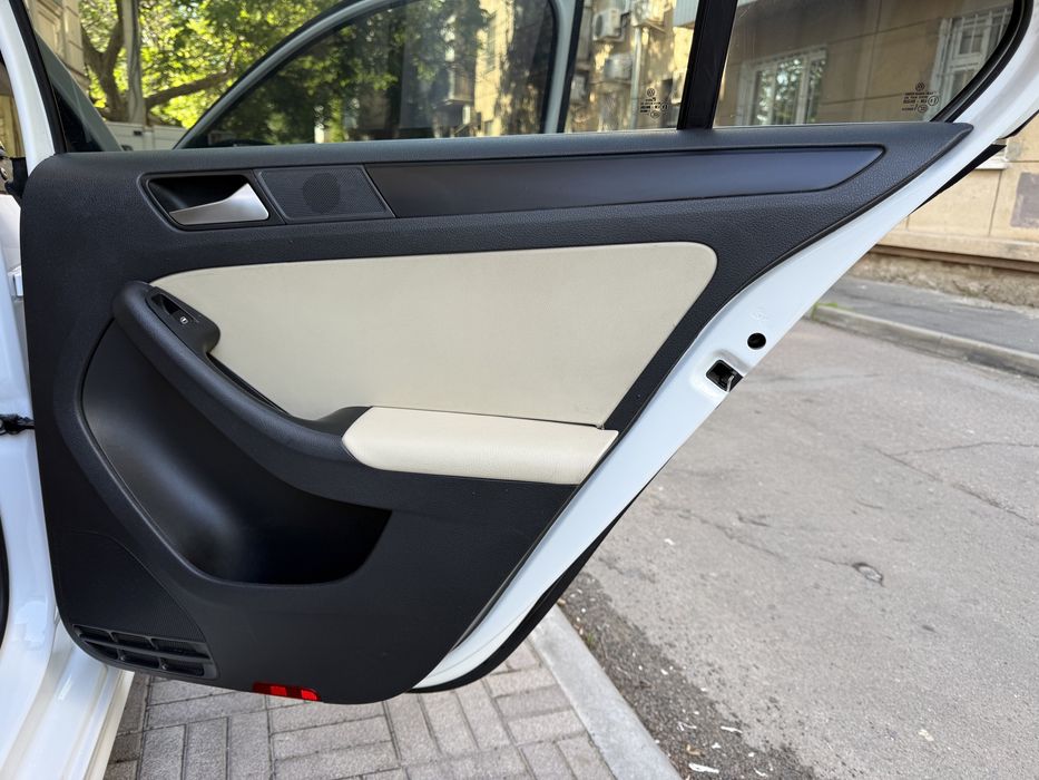 Volkswagen Jetta 2012 2.0 disel