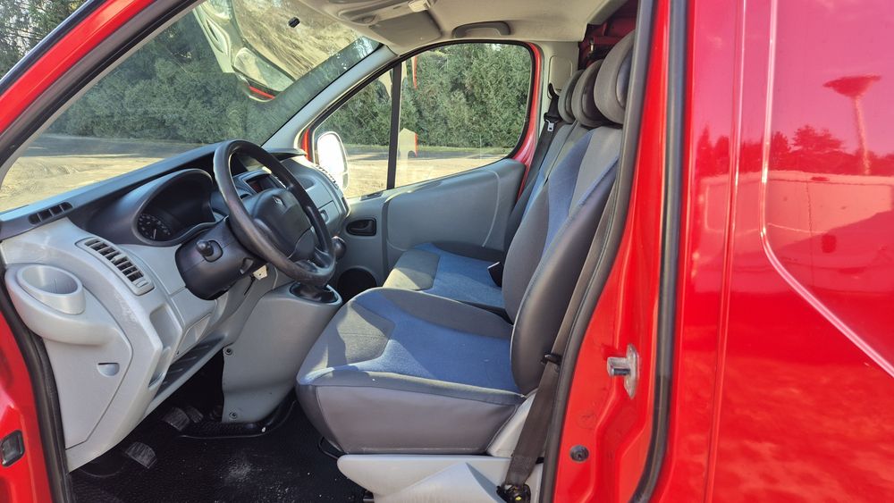 Renault Trafic 2.0DCI 2011r org przebieg