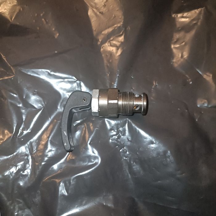 Zawór przelewowy agregat GRACO GX21 17J925