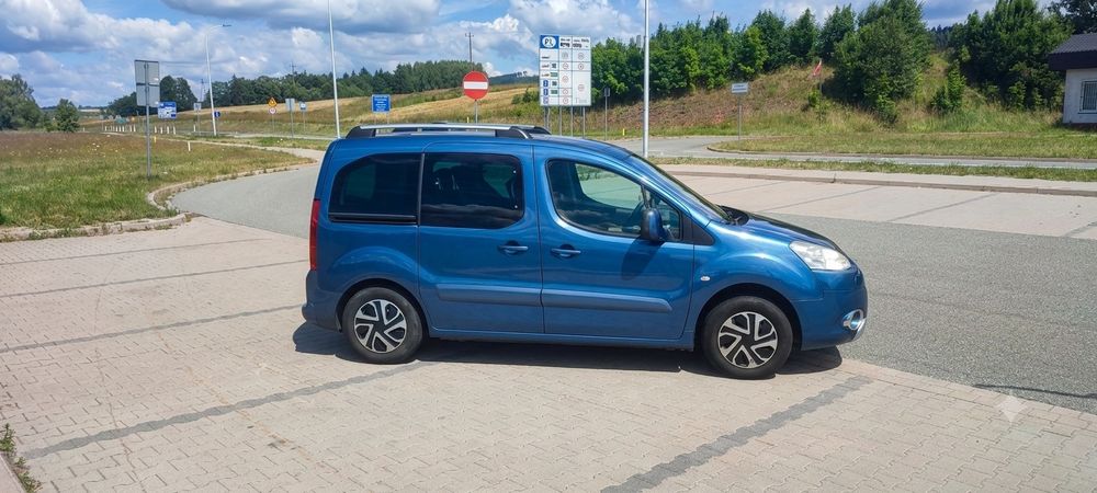 Peugeot Partner Tepee 1.6 HDi 109 KM | Panoramiczny dach | Tempomat | Navi | Hak