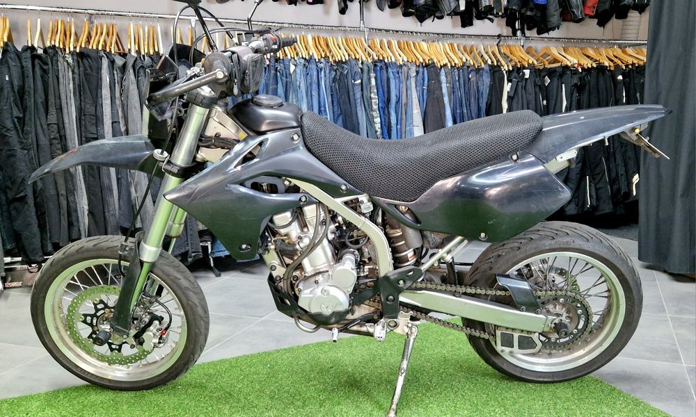 Kawasaki 250. klx 250. D- tracker 250. МотардSuzuki sb 250.