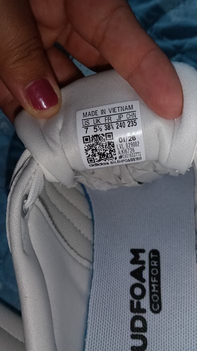 Sapatilha adidas