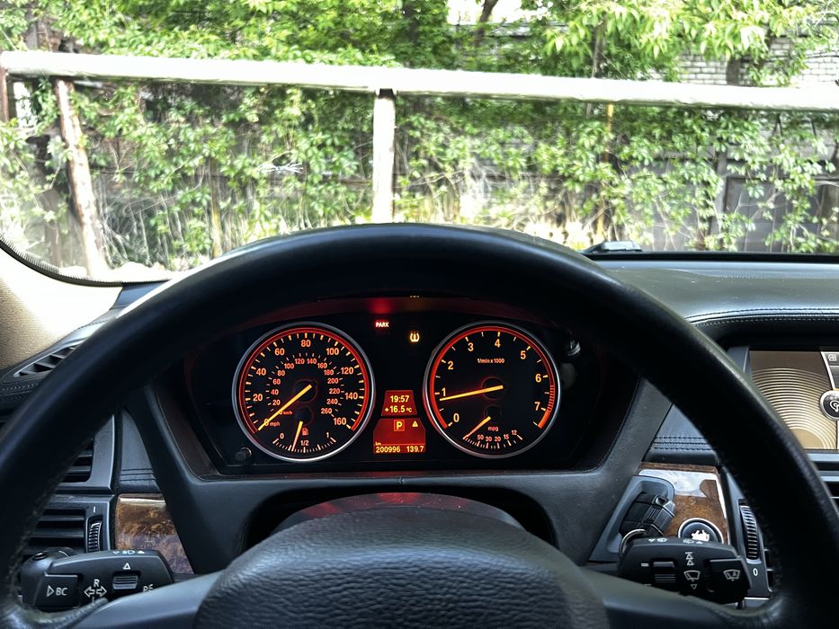 Bmw x5 e70 срочно