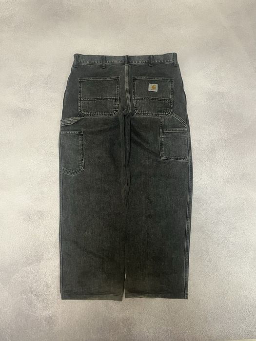 Carhartt work pants baggy