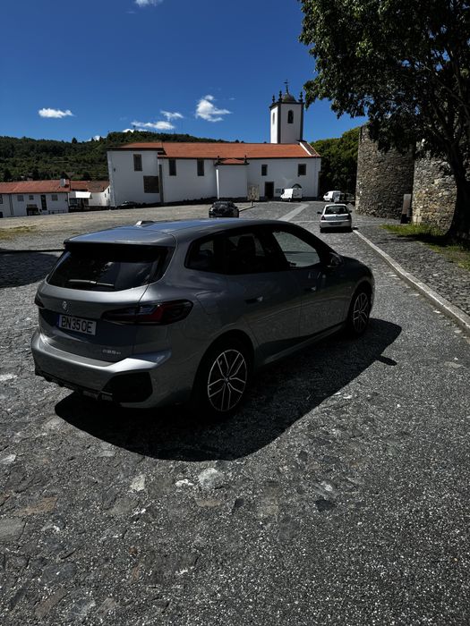 BMW semi novo ..
