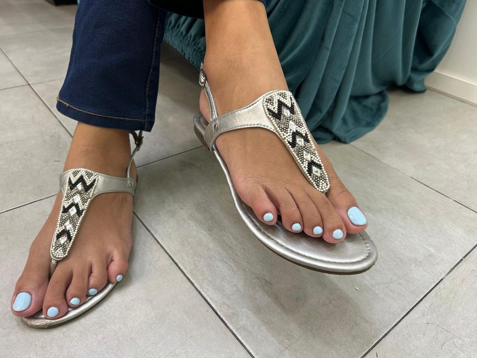 Nails. Manicure. Pedicire. Gel. Também ao domicilio.