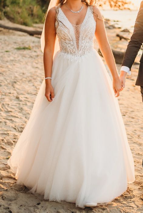 Suknia ślubna kształt litera A