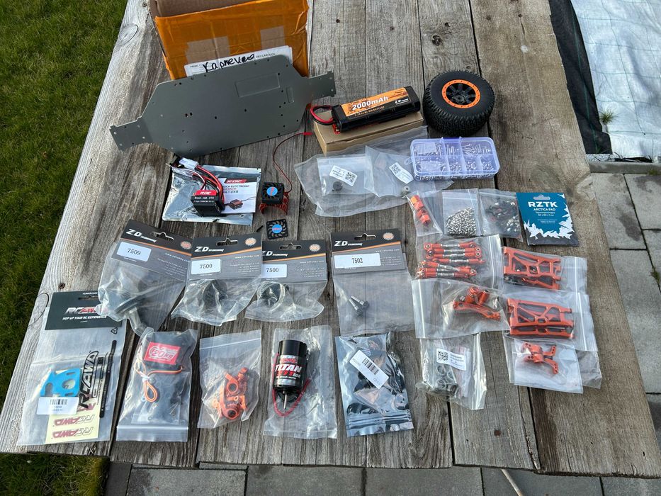 Радіокерована машина ZD Racing DBX 10 + повний набір МЕТІЛІЧНИХ запчастин на апгрейд