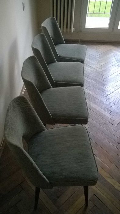 Krzesła muszelki lata 60
