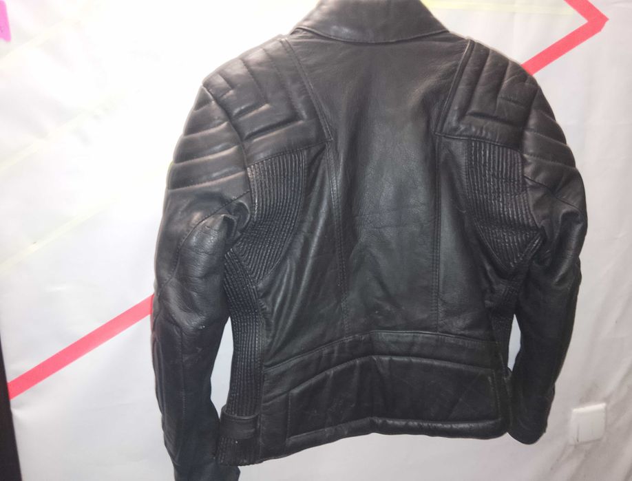 Original! В идеале Ashman Кожа Полуобхват500 и 540
Длина 560
Рукав 600