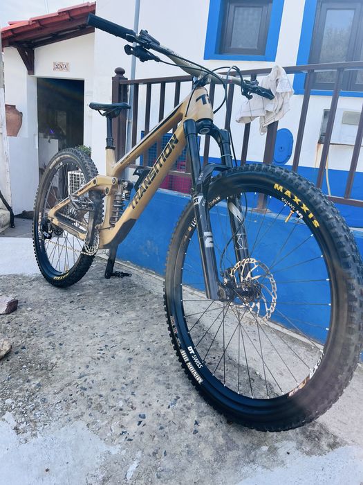 Bicicleta em carbono BTT / Enduro Transition Sentinel