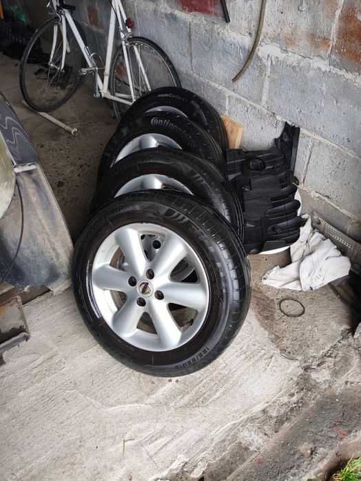 Opony wraz z alufelgami 15