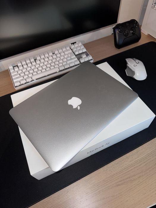 Macbook air 13-inch
