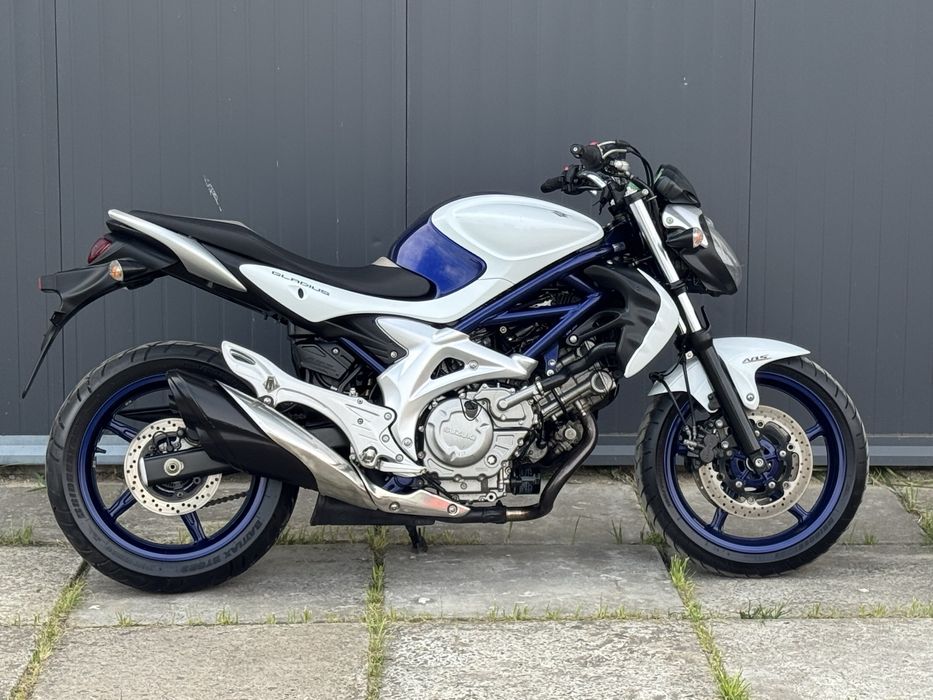 Suzuki Gladius 400 ABS з Японії Motozet