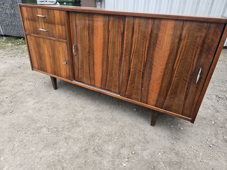 Komoda prl transport