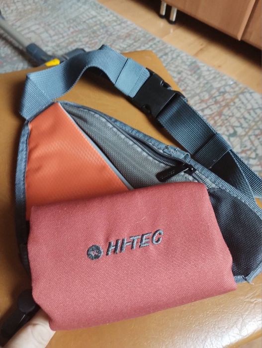 Nerka saszetka biodrowka HiTec ba bidon