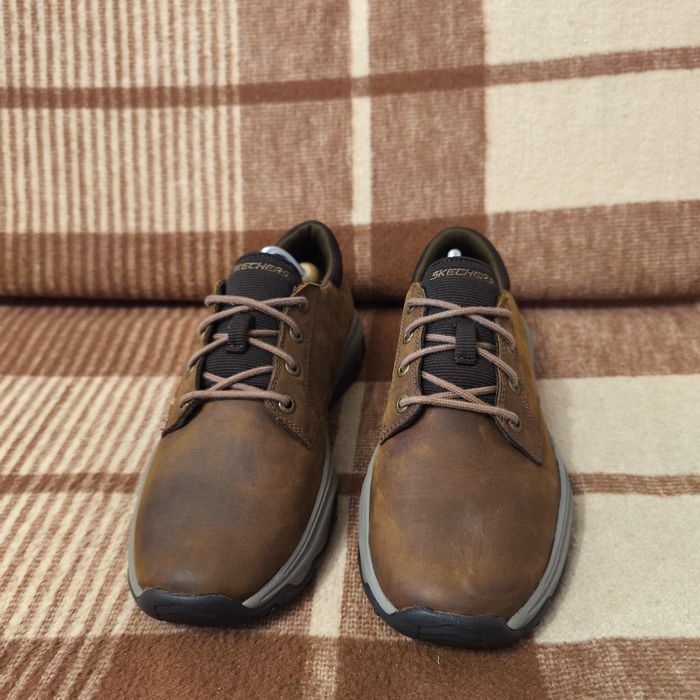 Чоловічі шкіряні кросівки Skechers